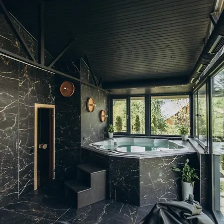 Vedmezhyi Dvir Hotel Bukovel