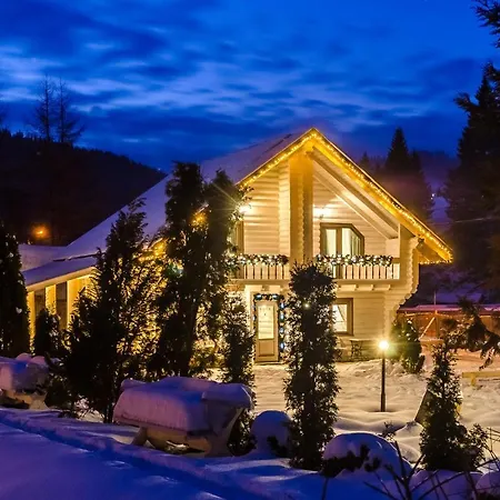 Vedmezhyi Dvir Hotel Boekovel