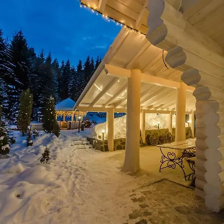 Vedmezhyi Dvir 3* Bukovel