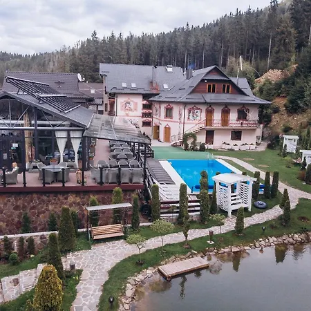 Hotel Vedmezhyi Dvir