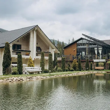 Hotel Vedmezhyi Dvir