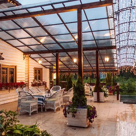 Hotel Vedmezhyi Dvir Boekovel