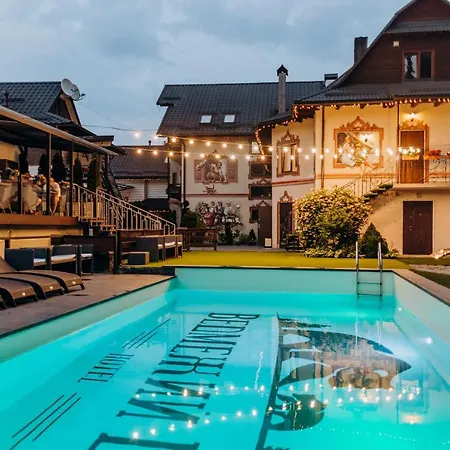 Vedmezhyi Dvir Boekovel