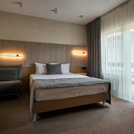 Vedmezhyi Dvir 3* Bukovel