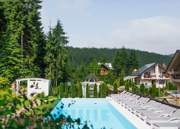 Vedmezhyi Dvir Otel Bukovel